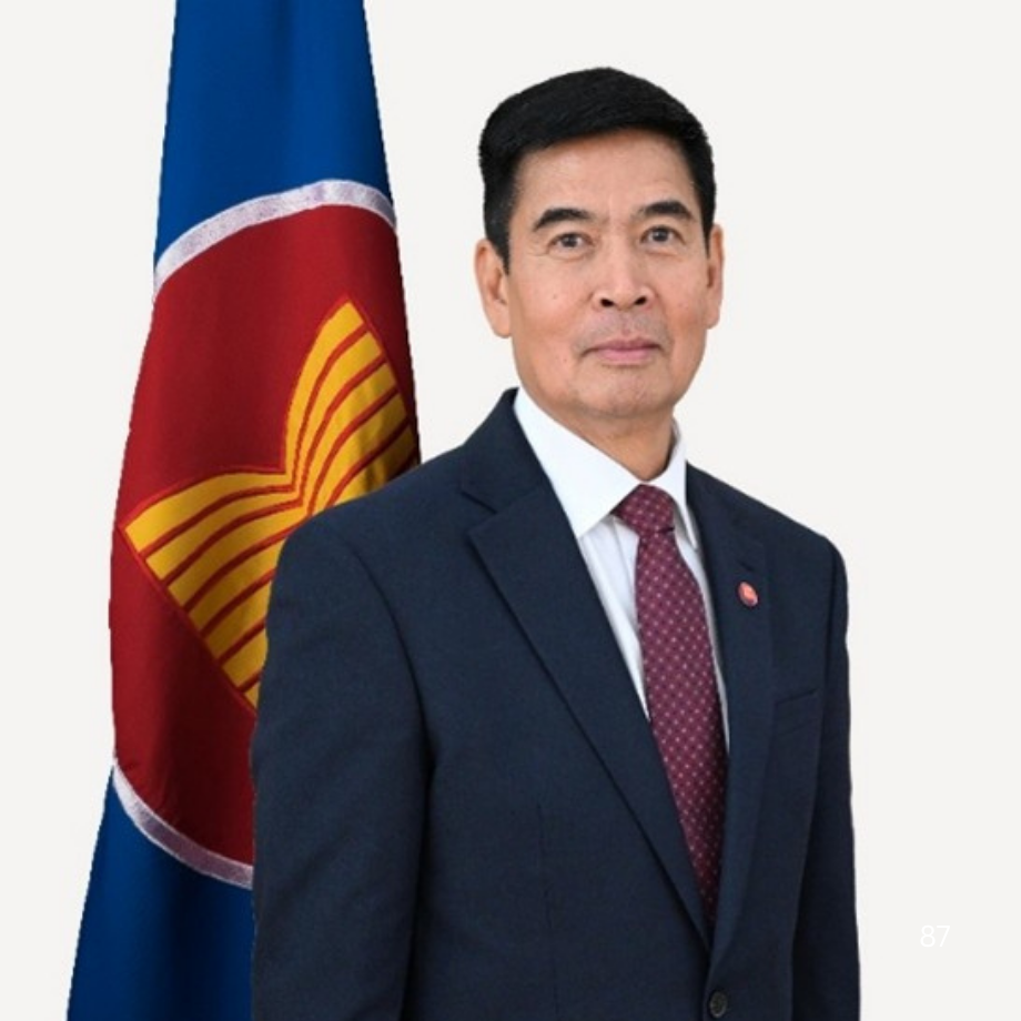 «ការផ្សារភ្ជាប់គម្លាត ក្នុងសេដ្ឋកិច្ចនៃថ្នាលបច្ចេកវិទ្យា៖ ការយល់ដឹងពីបរិបទក្នុងប្រទេសអាស៊ានសម្រាប់ការអនុវត្តនៅកម្ពុជា» ដោយ ឯកឧត្តម San Lwin